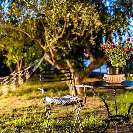 Kitries Summer Getaway - Eden Seaside Suite Kitriai Экстерьер фото