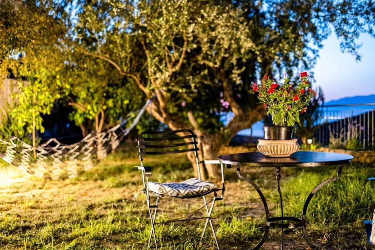 Kitries Summer Getaway - Eden Seaside Suite Kitriai Экстерьер фото