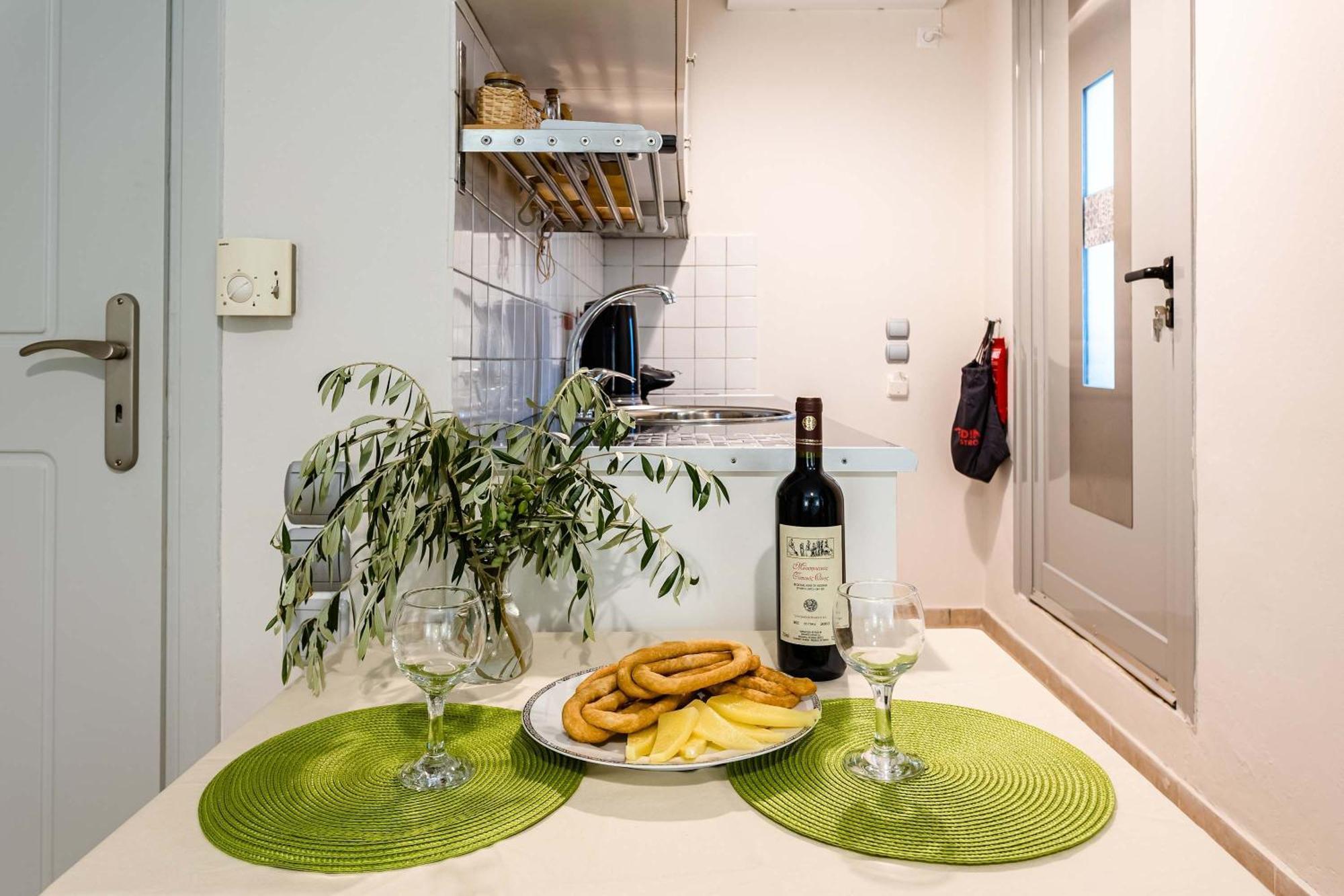 Kitries Summer Getaway - Eden Seaside Suite Kitriai Экстерьер фото